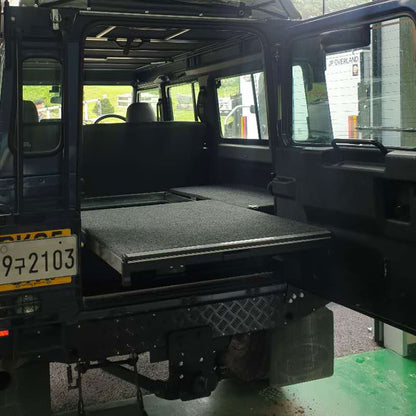Defender 110 Rear Storage Drawer &  Car Kitchen